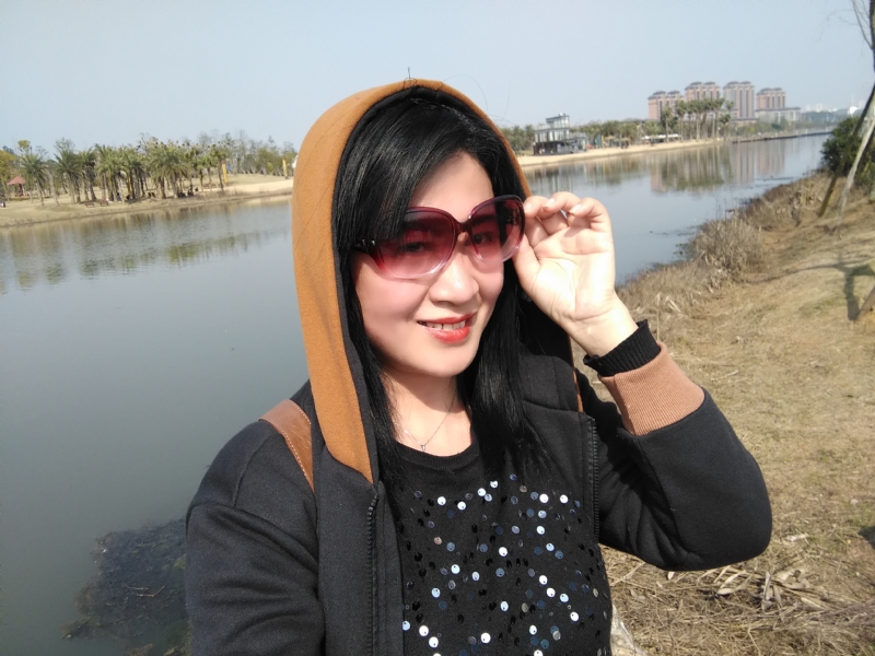 雅寻的第一张照片--湖南闪婚服务中心