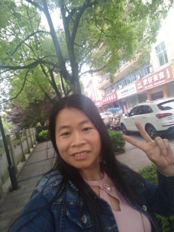 平凡的第一张照片--湖南闪婚服务中心
