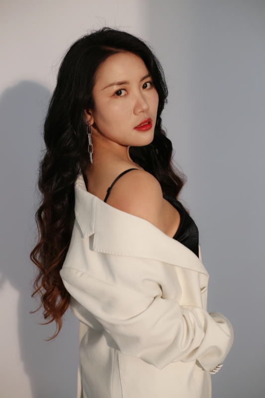 珍妮的第一张照片--湖南闪婚服务中心