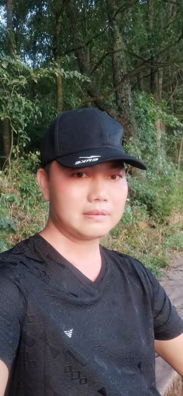 郑哥的第一张照片--湖南闪婚服务中心
