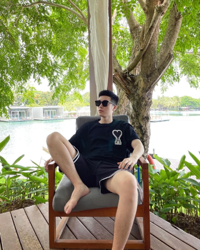 VV的第一张照片--湖南闪婚服务中心