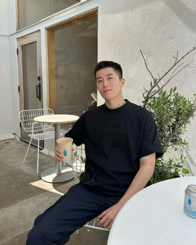 VV的第二张照片--湖南闪婚服务中心